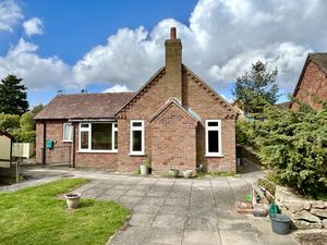 Bungalow Annexe- click for photo gallery